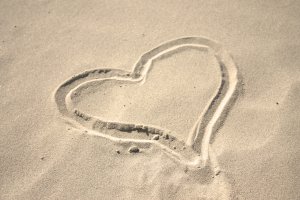 Sand_heart2